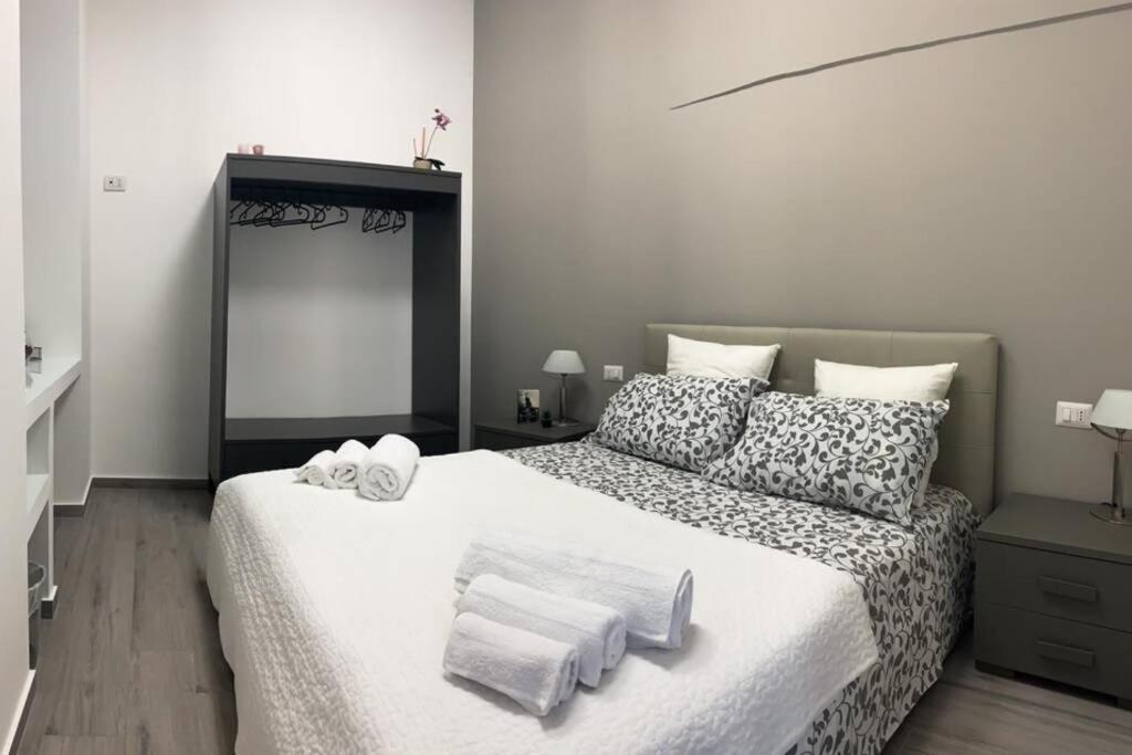 Апартаменти Loft Orlando 52 Катанія Екстер'єр фото